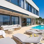 Willa Ocean View